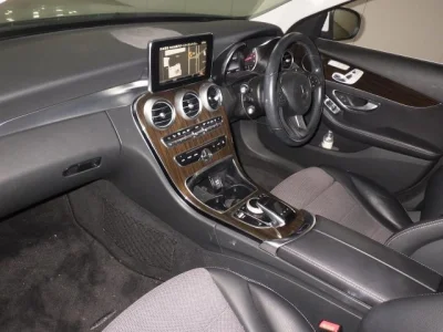 MERCEDES BENZ C CLASS 3