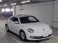 Цена авто Volkswagen Beetle с аукционов Японии, номер кузова 16CBZ, пробег 100 000, оценка 8
