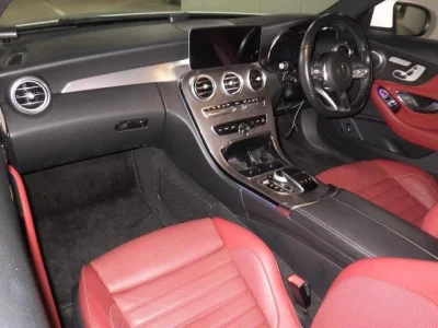 MERCEDES BENZ C CLASS 3