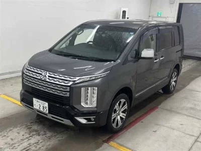 MITSUBISHI DELICA D5