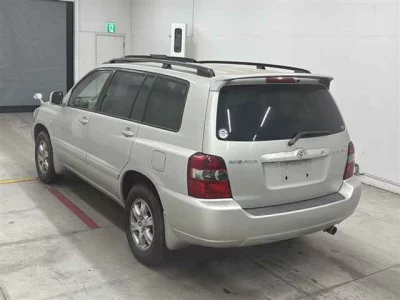 TOYOTA KLUGER
