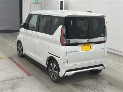 MITSUBISHI EK X SPACE