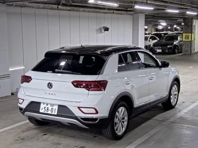 VOLKSWAGEN T-ROC