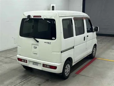 DAIHATSU HIJET VAN 1