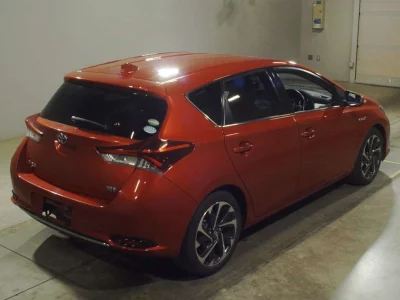 TOYOTA AURIS 2