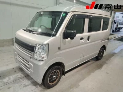 NISSAN CLIPPER VAN