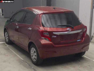 TOYOTA VITZ