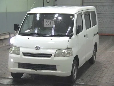 TOYOTA LITE ACE VAN