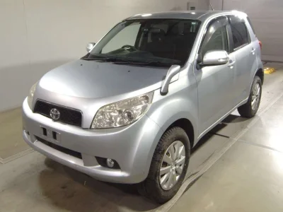 TOYOTA RUSH