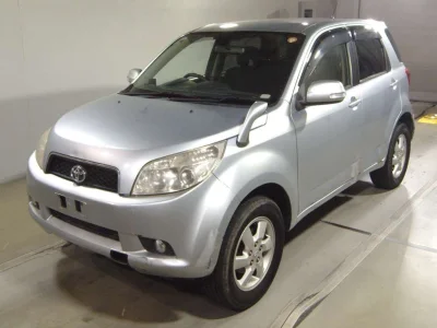 TOYOTA RUSH
