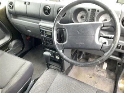 DAIHATSU NAKED