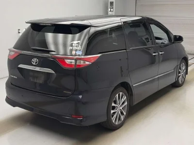 TOYOTA ESTIMA 2