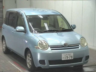 TOYOTA SIENTA