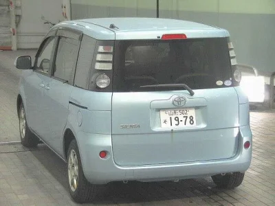 TOYOTA SIENTA