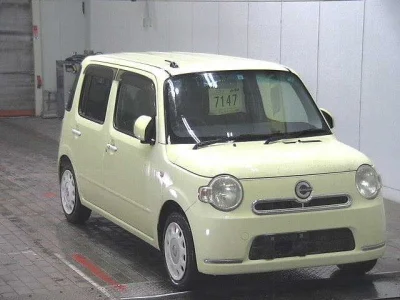 Daihatsu Mira Cocoa