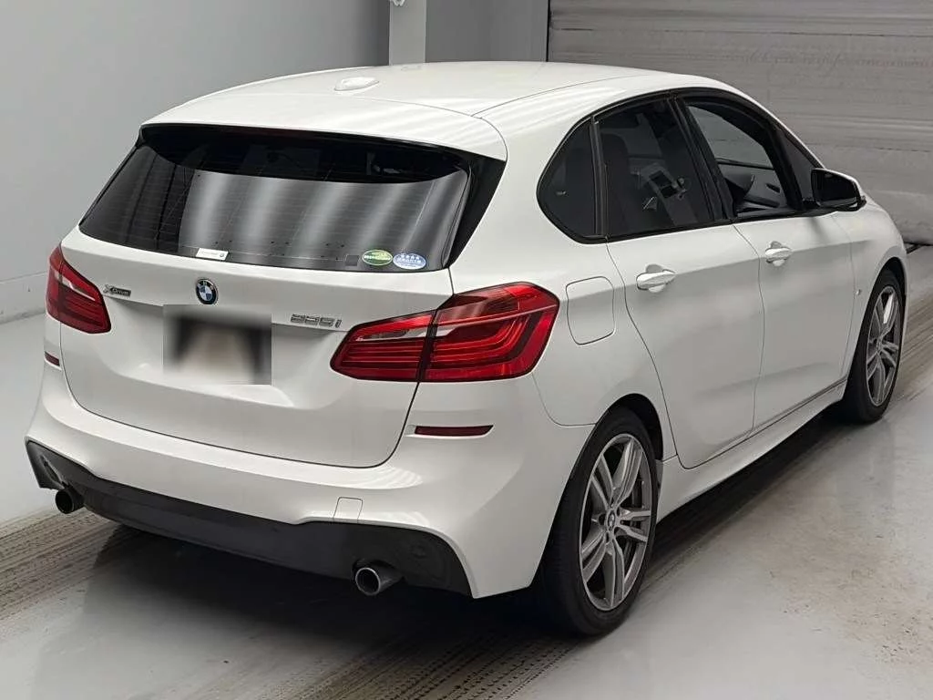 BMW 2-Series  с аукциона в Японии