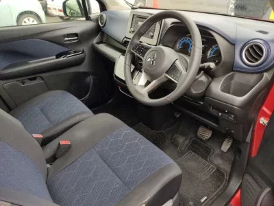 MITSUBISHI EK X