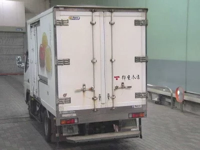 MITSUBISHI CANTER