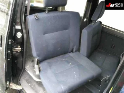 TOYOTA PIXIS VAN