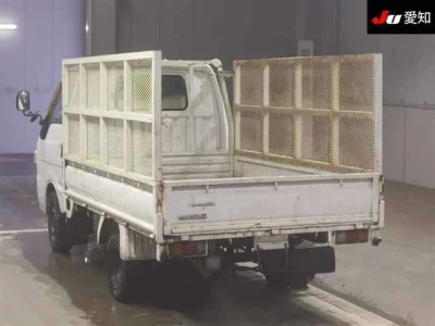 NISSAN VANETTE TRUCK 4