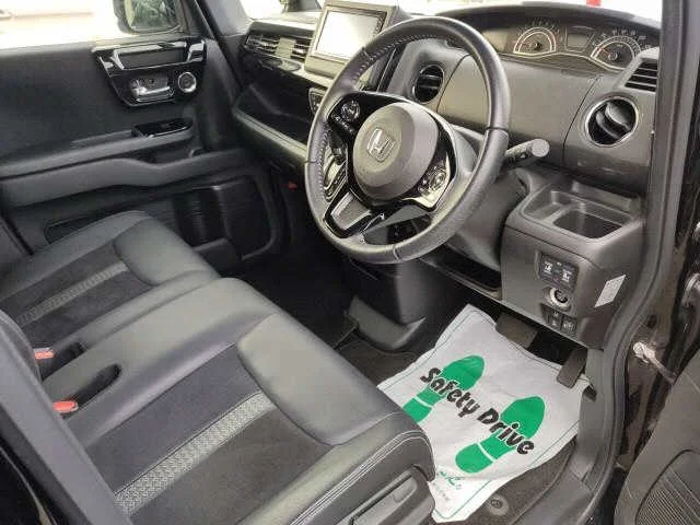 Honda N-Box 2023