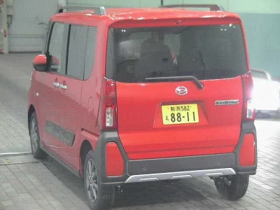 DAIHATSU TANTO FUN CROSS