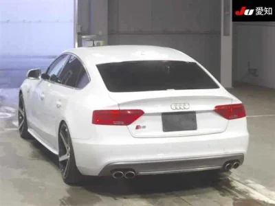 AUDI S5 SPORTBACK