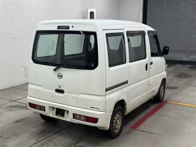 NISSAN CLIPPER VAN