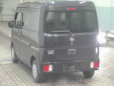 NISSAN CLIPPER VAN