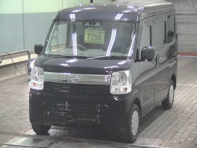 NISSAN CLIPPER VAN
