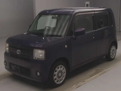 TOYOTA PIXIS SPACE