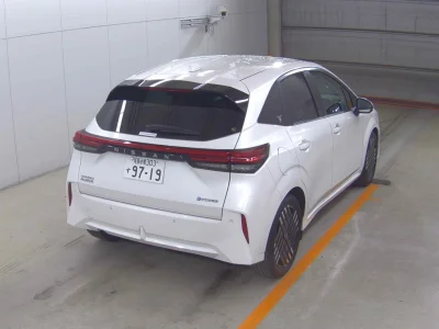 NISSAN AURA