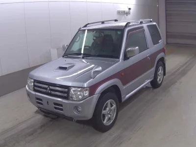 MITSUBISHI PAJERO MINI