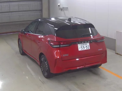 NISSAN AURA