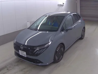 NISSAN AURA