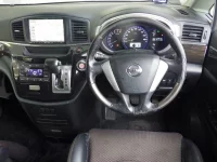Цена авто Nissan Elgrand с аукционов Японии, номер кузова TE52, пробег 179 000, оценка 6