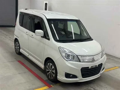 MITSUBISHI DELICA D2