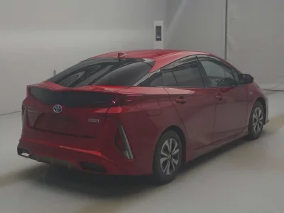 TOYOTA PRIUS PHV