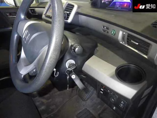 Honda Freed 2012
