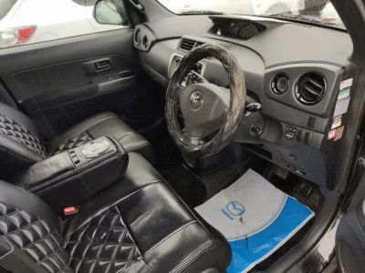 Toyota bB