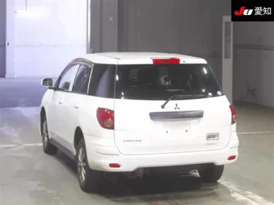 MITSUBISHI LANCER VAN