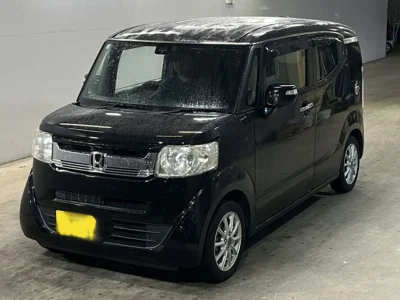 HONDA N BOX SLASH
