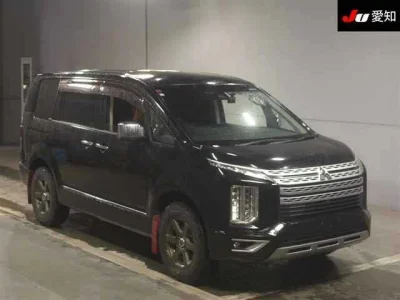 MITSUBISHI DELICA D5