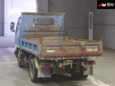 MITSUBISHI CANTER