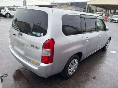 Toyota Succeed