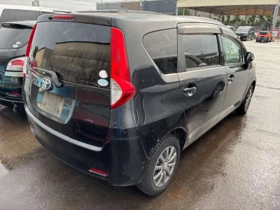 TOYOTA PASSO SETTE