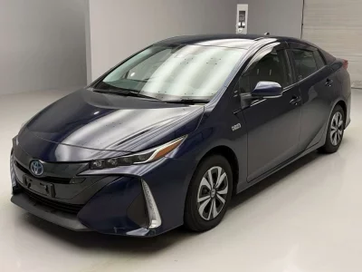 TOYOTA PRIUS PHV