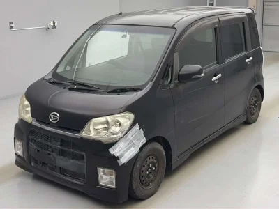 DAIHATSU TANTO EXE 1