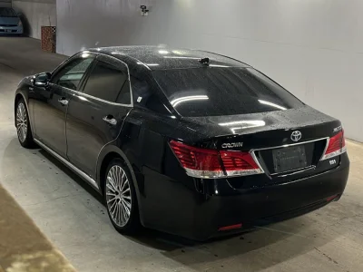 TOYOTA CROWN MAJESTA