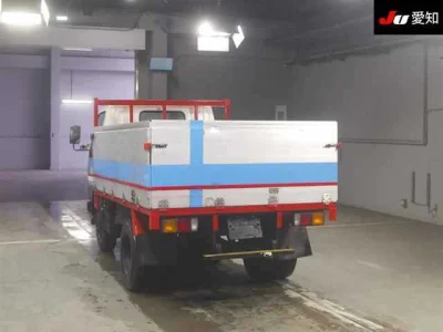 MITSUBISHI CANTER